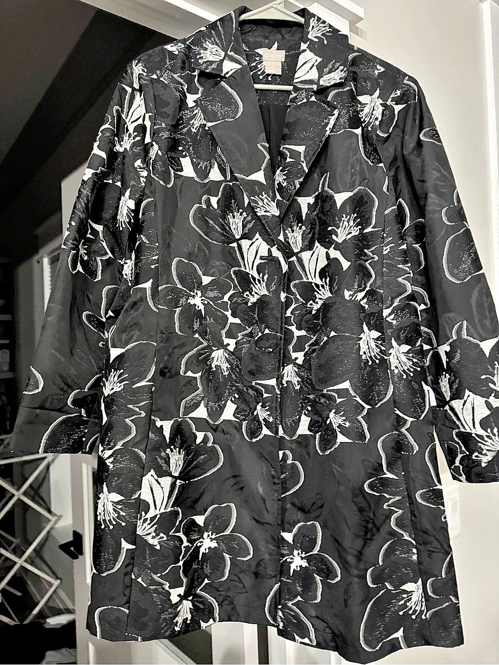 Chico's Floral coat in Black & White